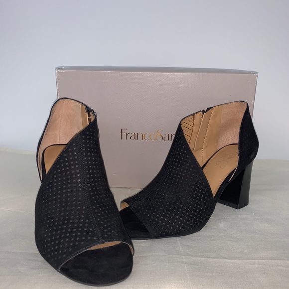Franco Sarto Shoes - Franco Sarto Black Suede Peep Toe Sz 7